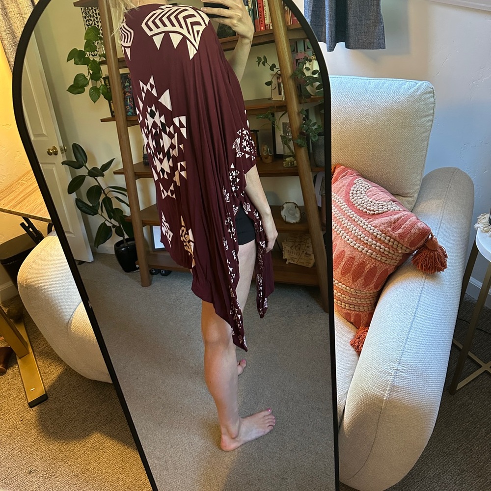 Maroon Geometric Kimono